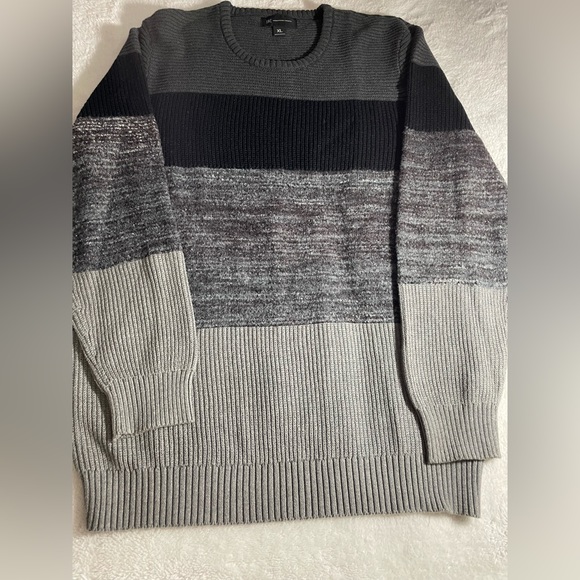International Concepts men black and grey striped pull over sweater. Size large - Picture 1 of 4